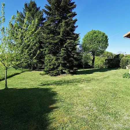 Le Gite D'Auguste * Saint-Julien-de-Bourdeilles